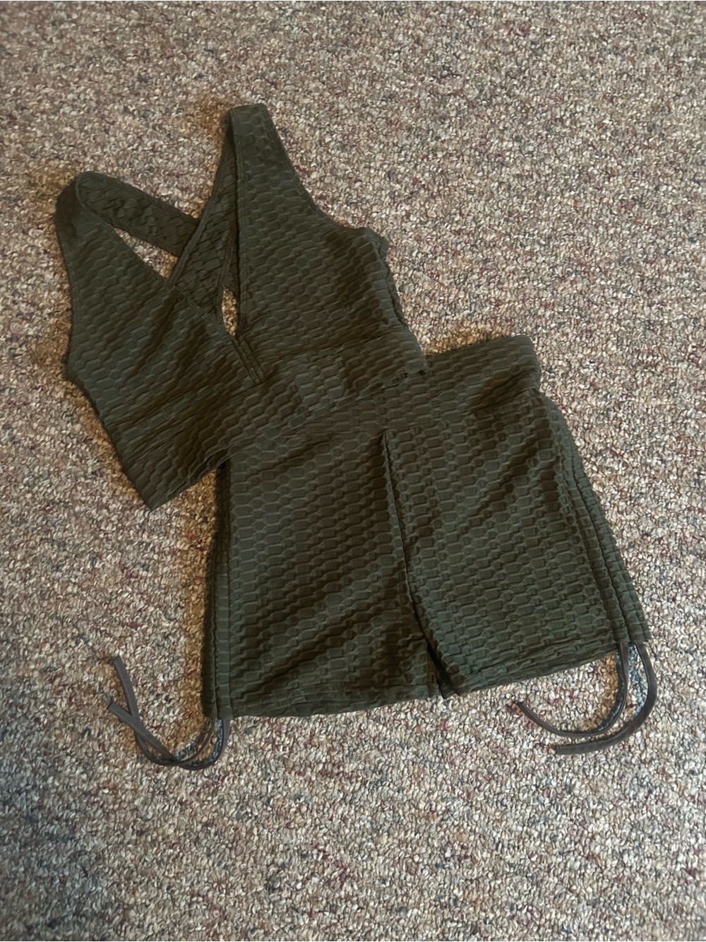 Dark green activewear two piece